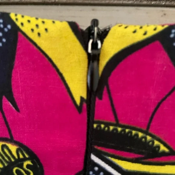 Dress/African - Picture 11 of 16